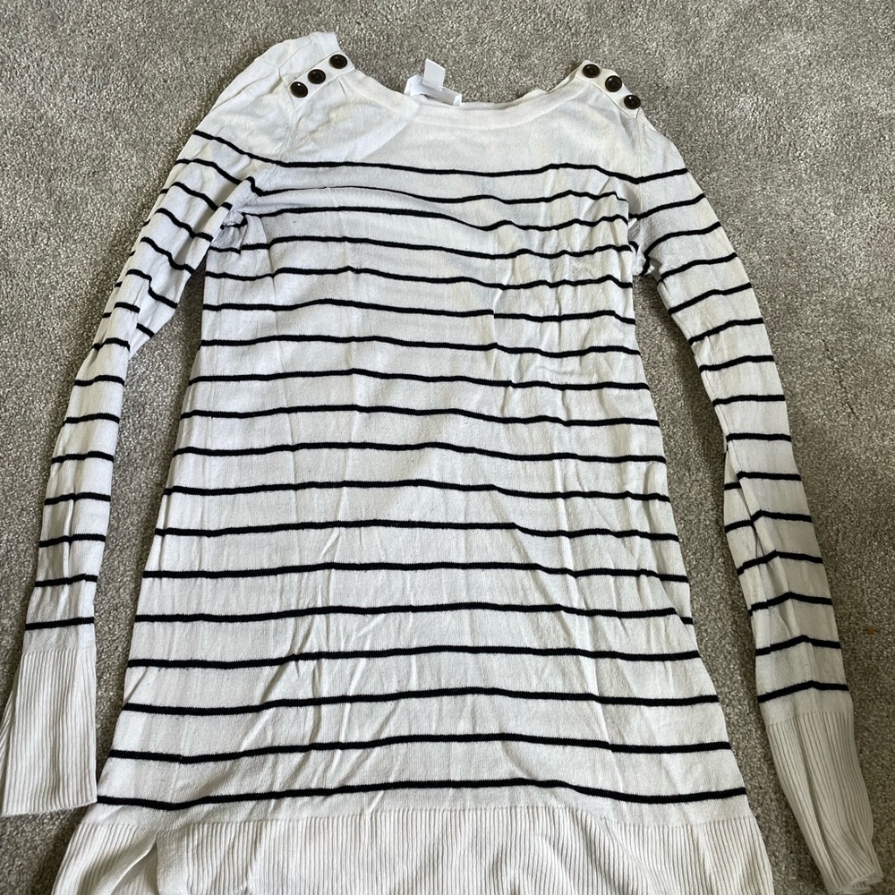 Motherhood Maternity Black and White Fitted Long Sleeve Sweater